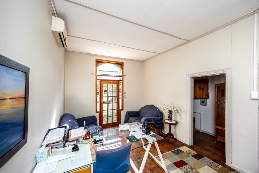 4 Bedroom Property for Sale in Berea Eastern Cape